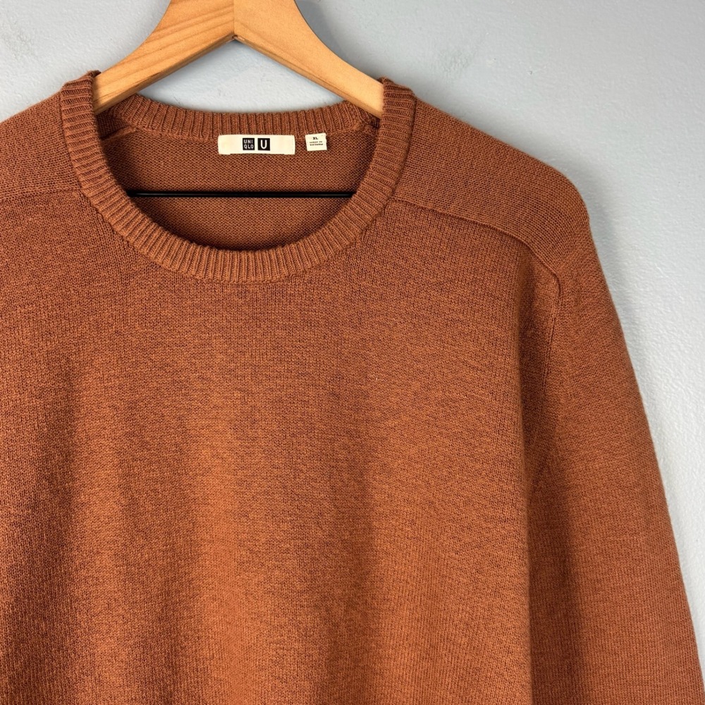 Uniqlo Mens XL Brown 100% Wool Crewneck Sweater Pullover Jumper Sweatshirt